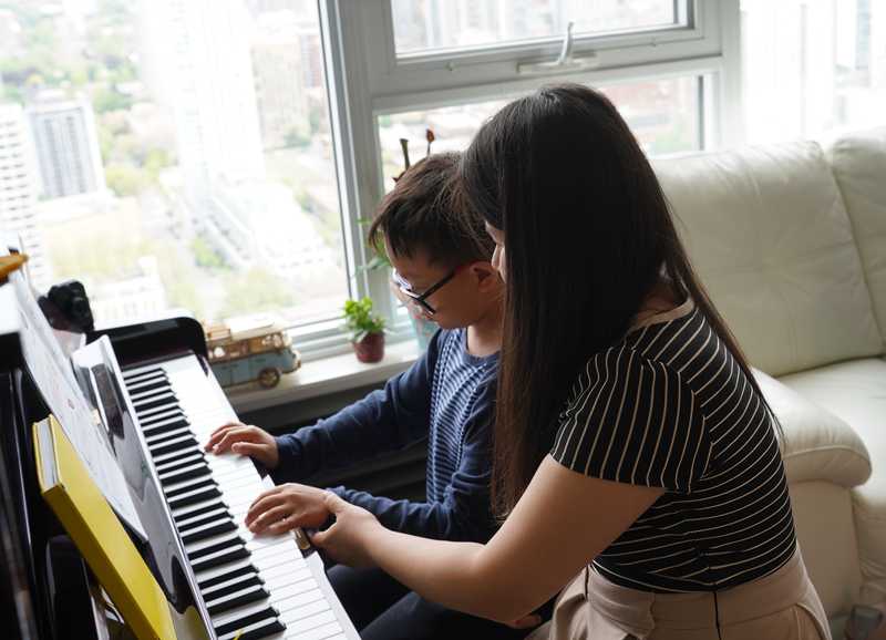 piano_lesson_at_keylodia.jpg